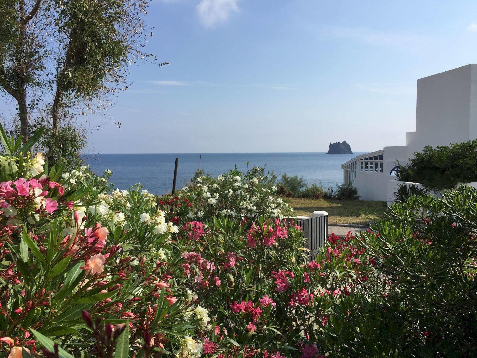 Pensione La Nassa Stromboli Exterior foto